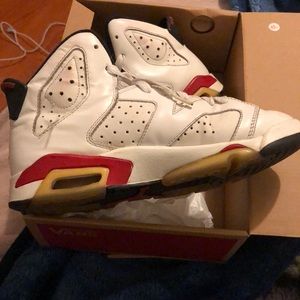 Jordan’s size 4.5Y